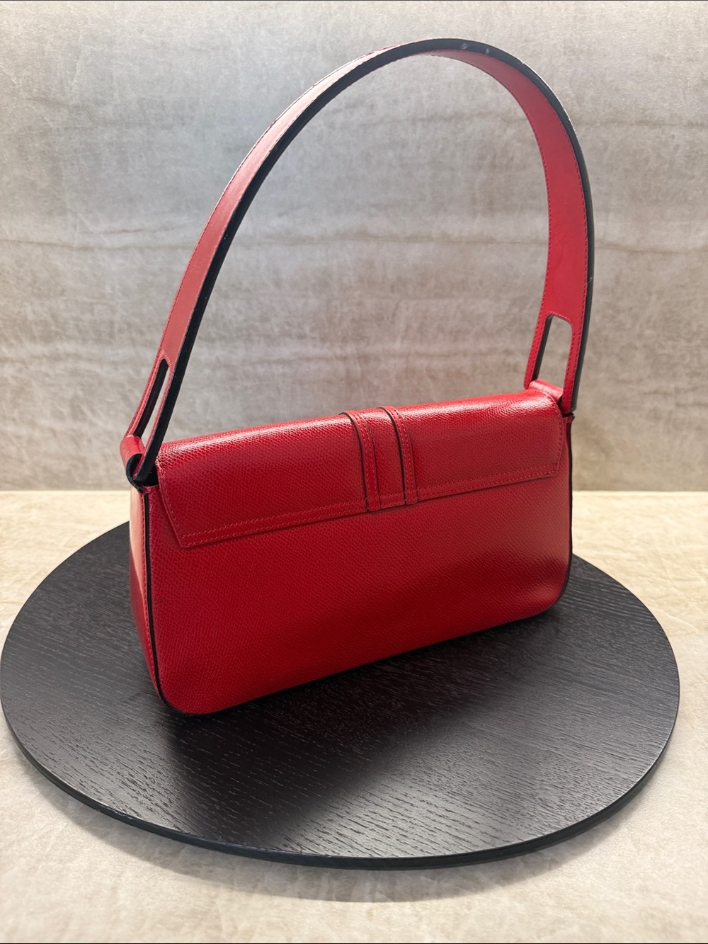 Givenchy Red Leather Shoulder Bag with Signature Buckle - Picture 4 of 4